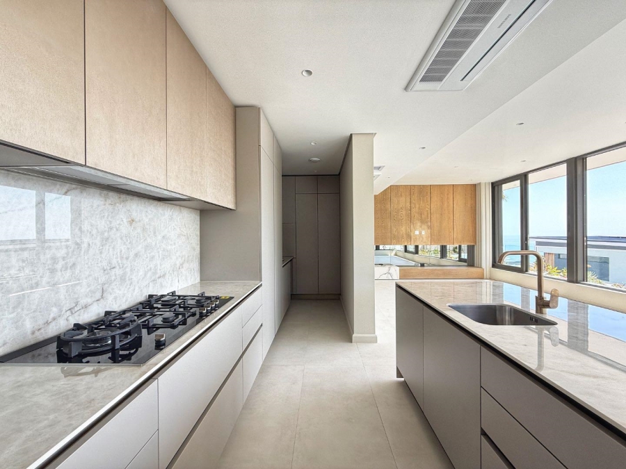 3 Bedroom Property for Sale in Fresnaye Western Cape